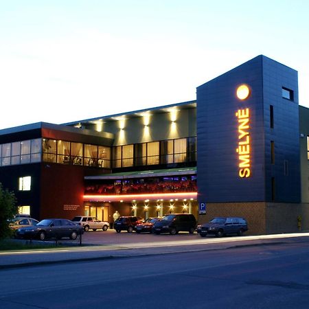 Smelyne Hotel Panevezys Exterior photo